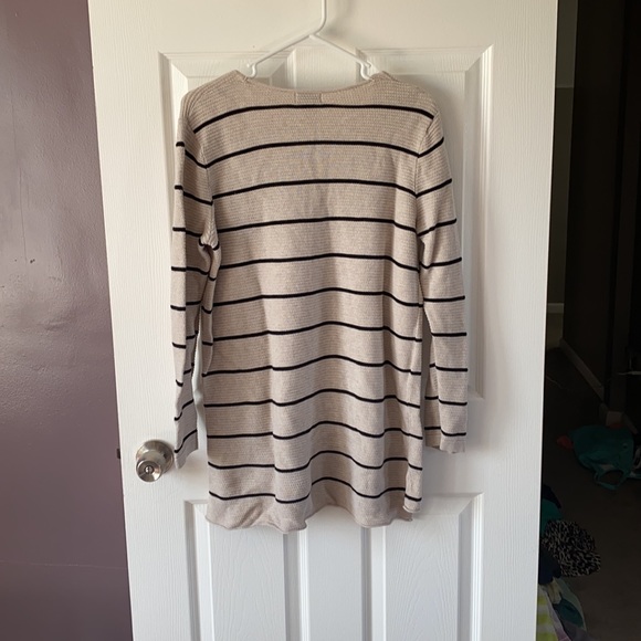 Old navy knit sweater size L - Picture 4 of 4